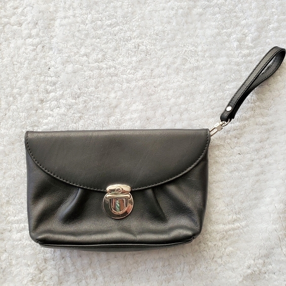 Nwot Danier Genuine Leather Black Wristle - Picture 3 of 9